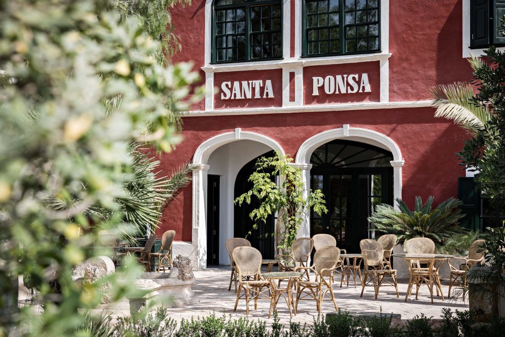 A holiday in Menorca in Santa Ponsa hotel